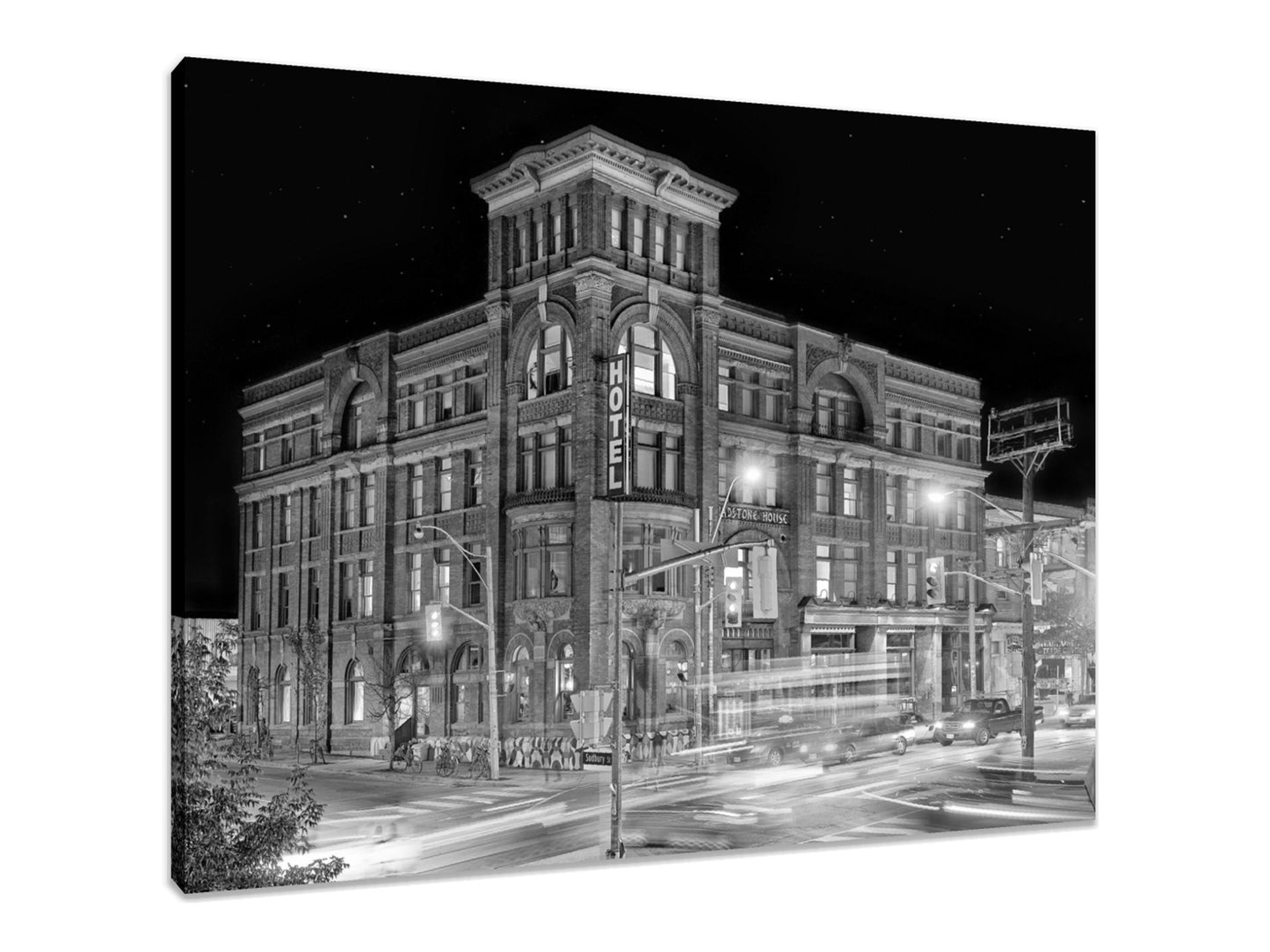 1028 Gladstone Hotel