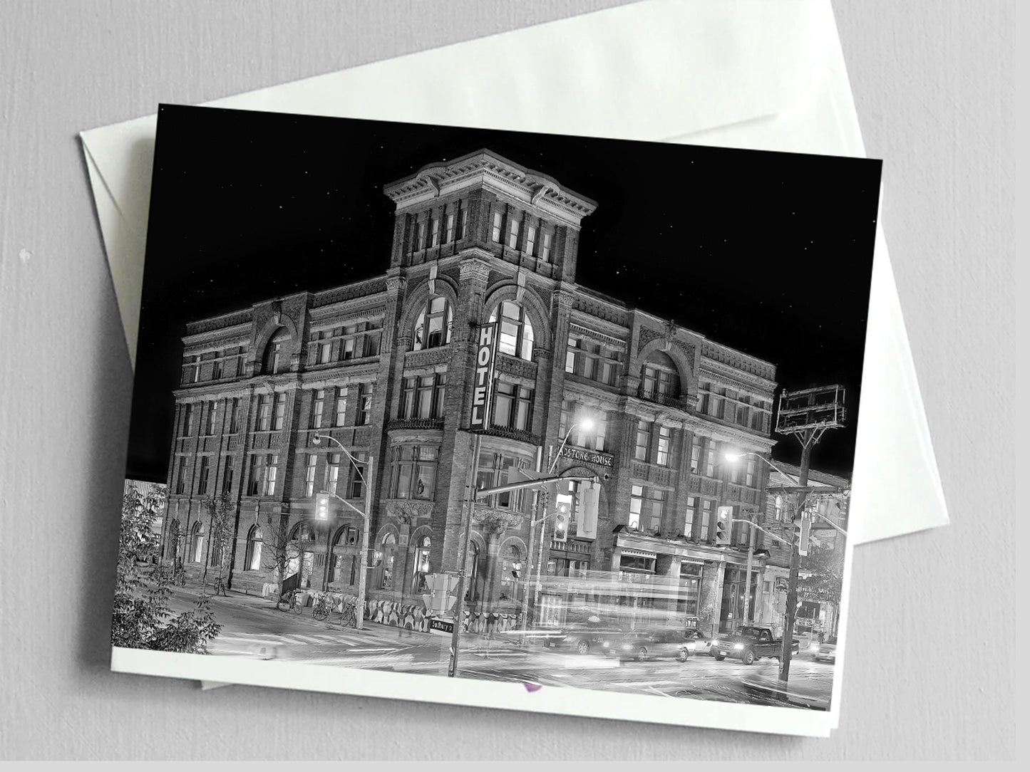 1028 Gladstone Hotel