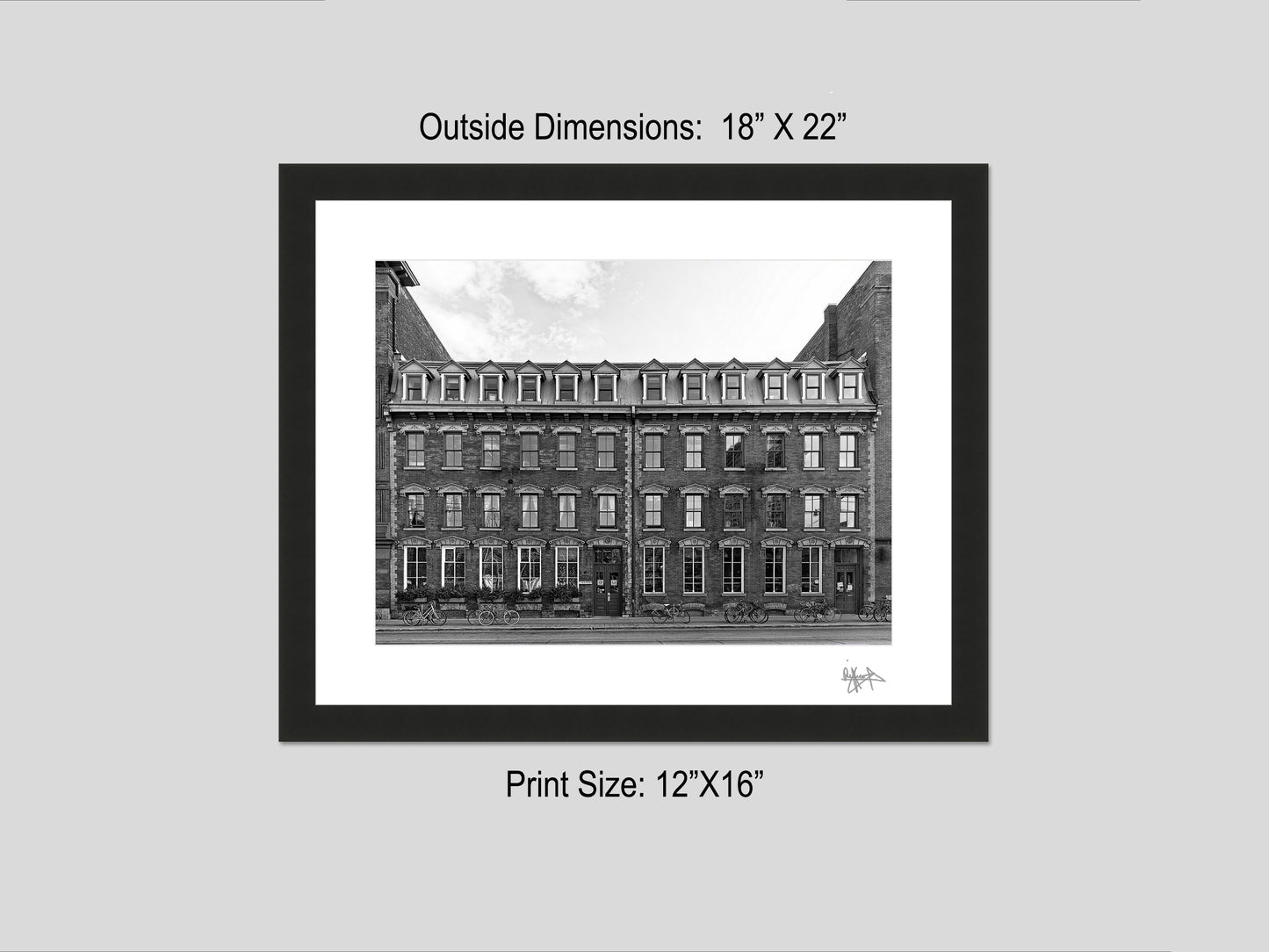 111 Queen St East