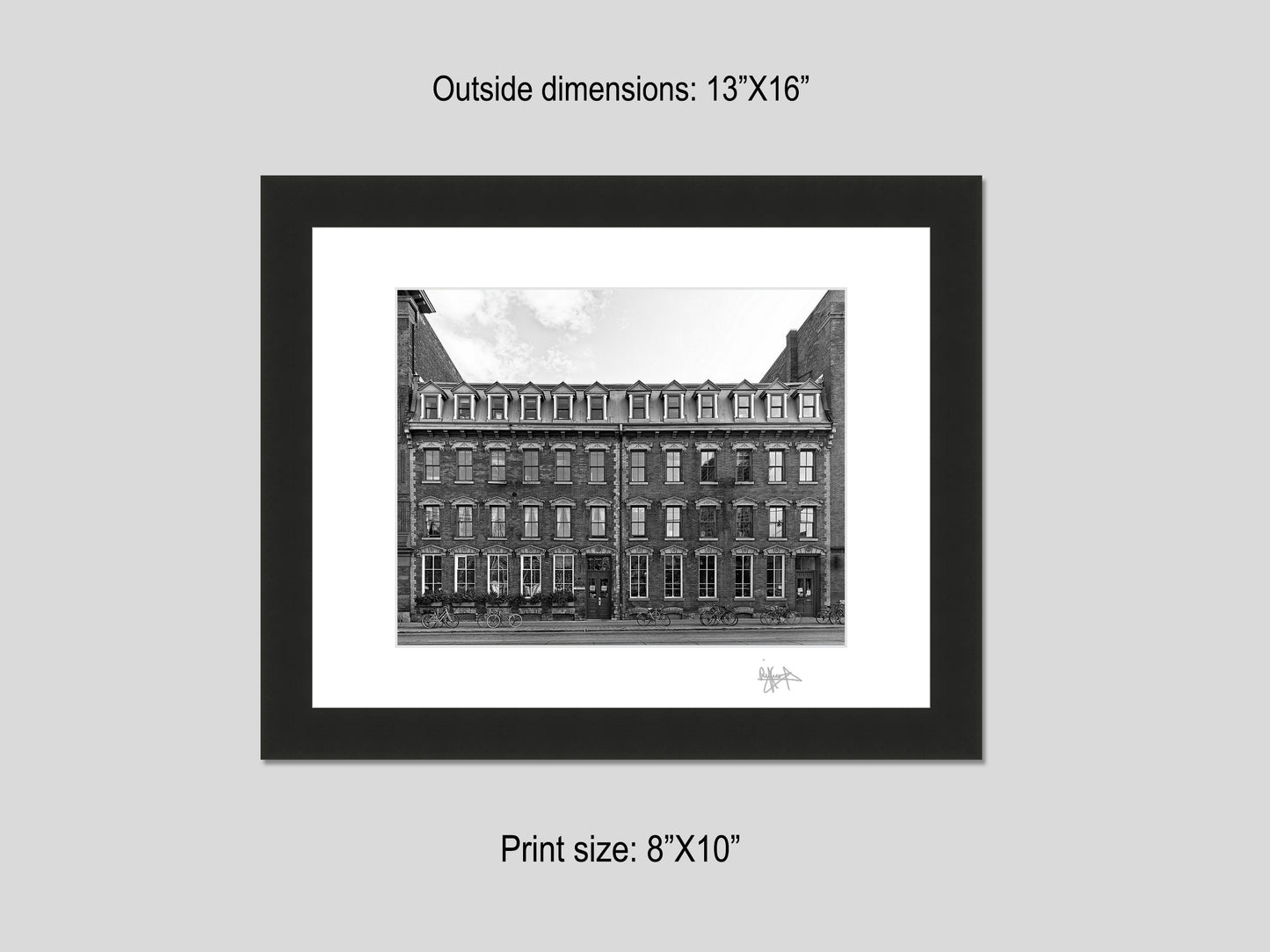 111 Queen St East