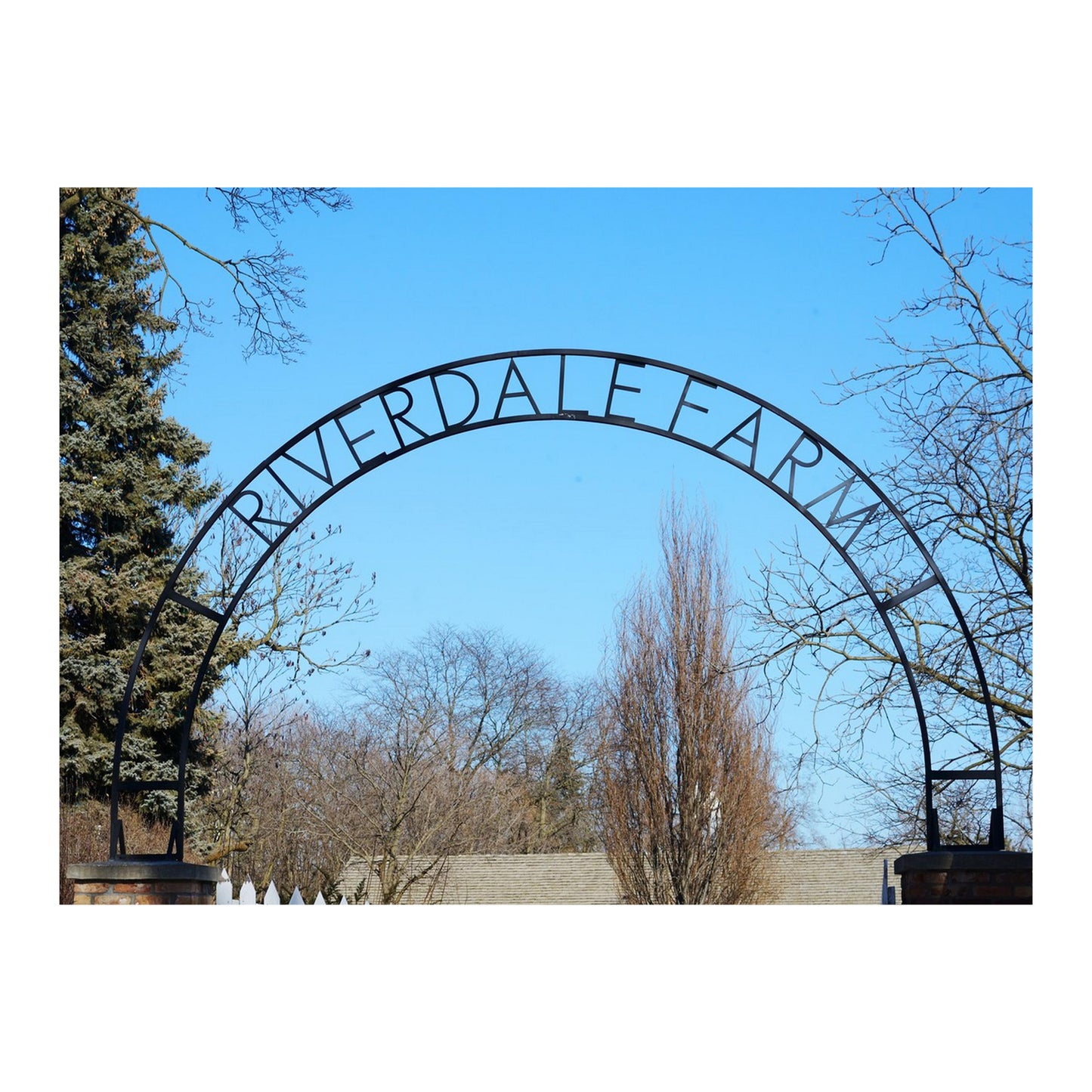 Riverdale Farm Sign