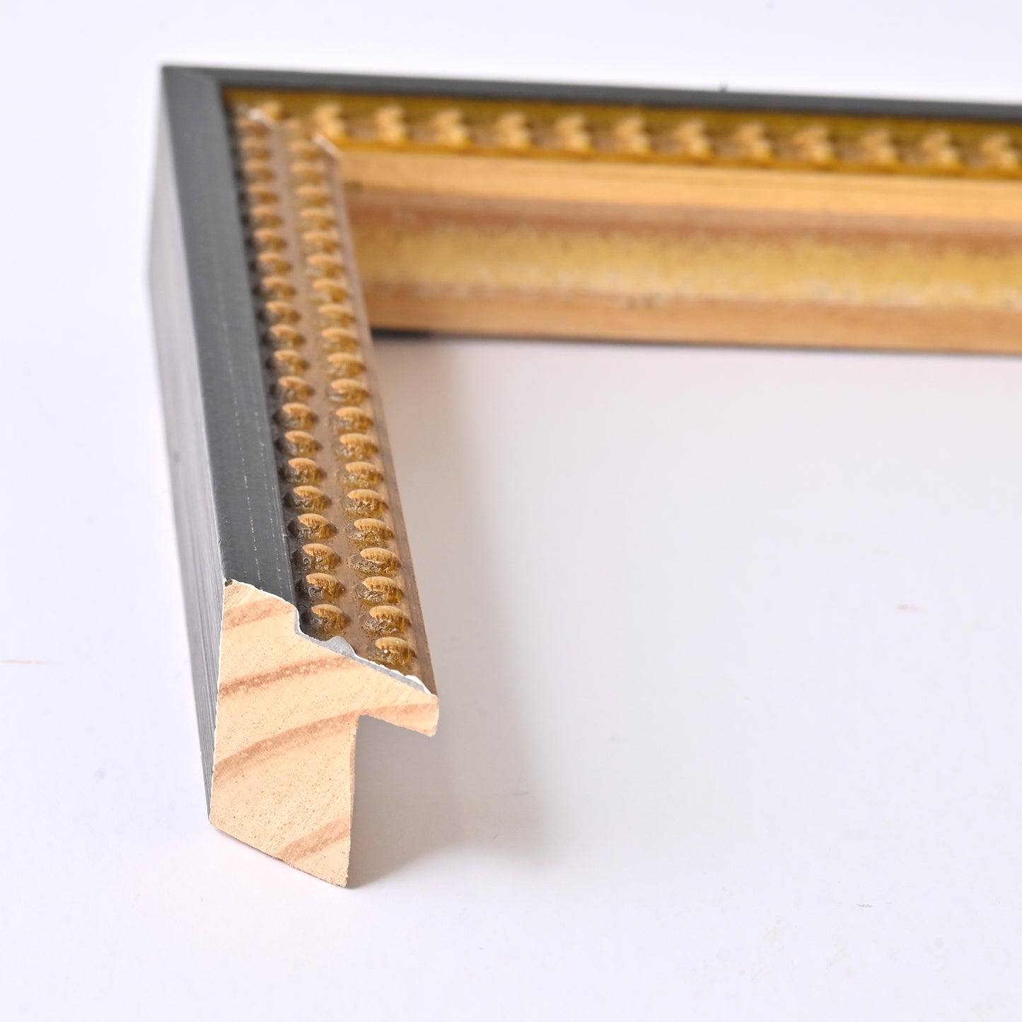 7/8” Burnished Black And Gold Finish On Beaded Profile