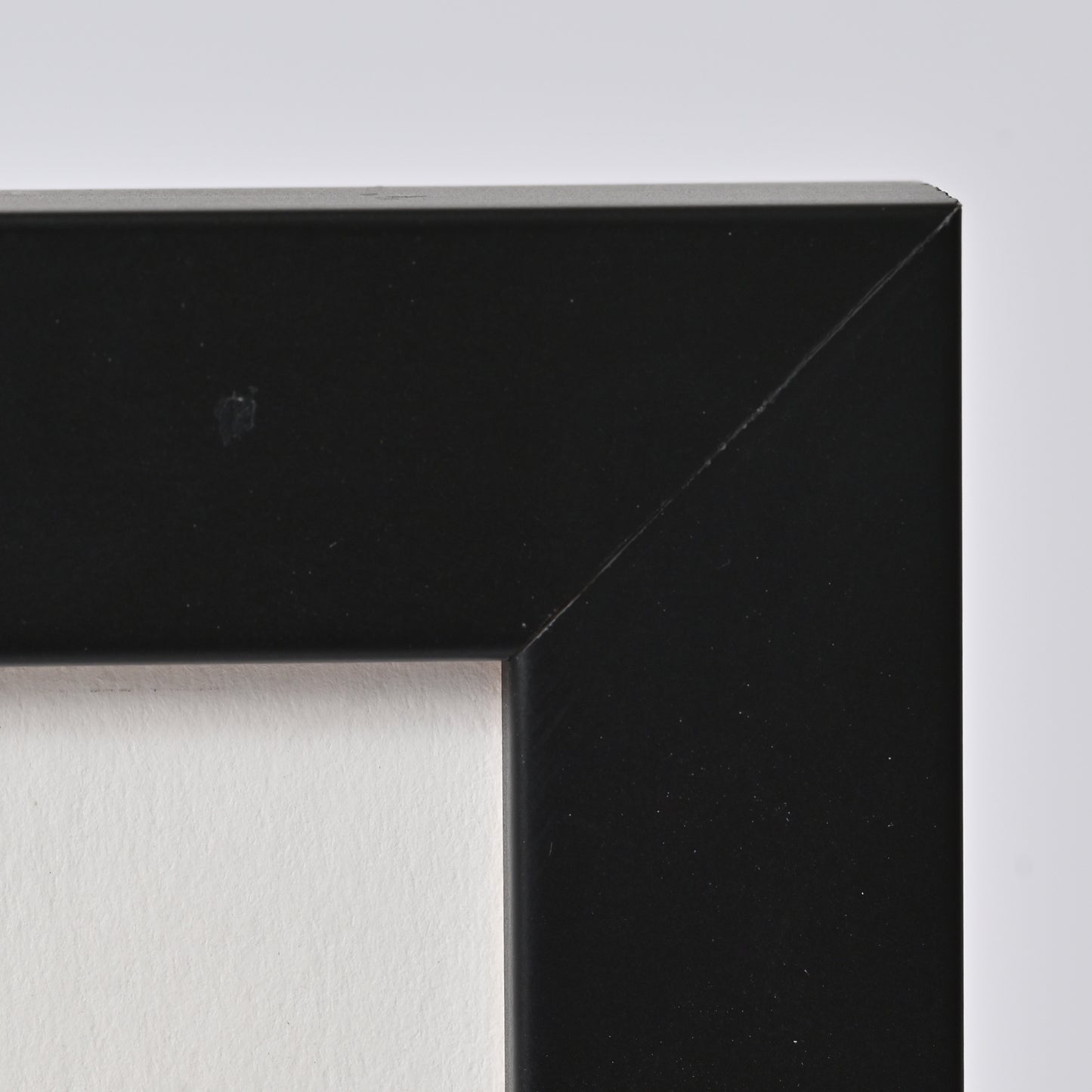 1001BL - PICKUP ONLY 8"X10"  3/4" Wide Black Frame