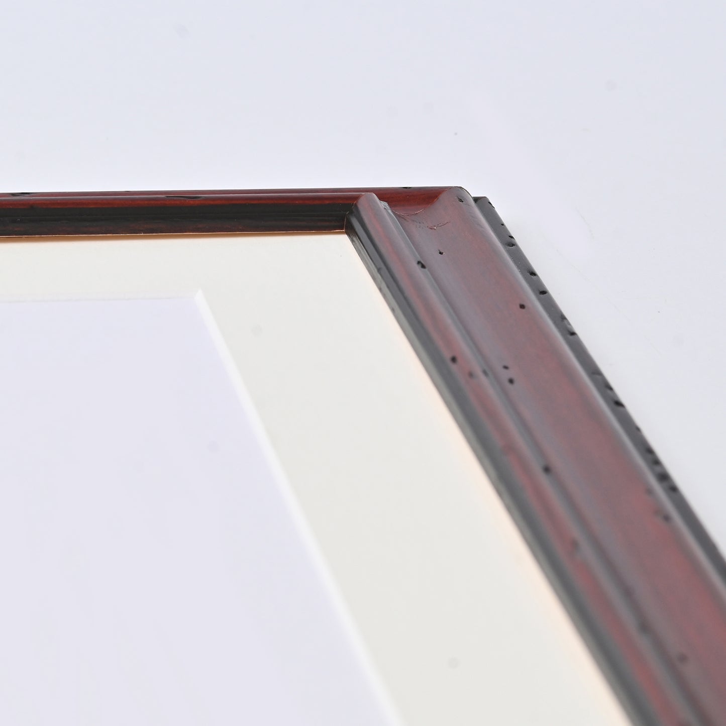 Rustic Traditional Profile Warm Mahogany Frame