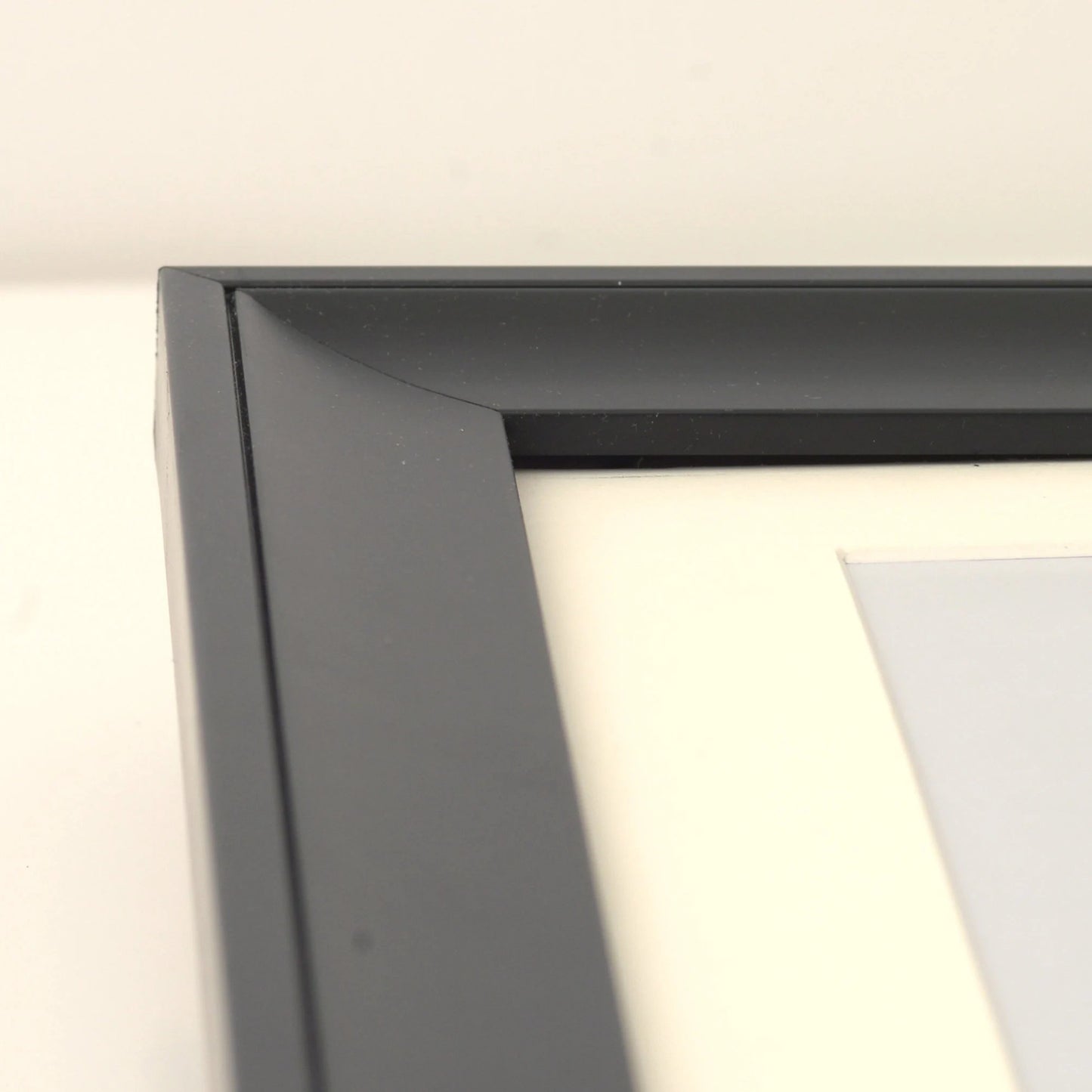 Black No Mark Stained on Beveled Profile With Accent Cut
