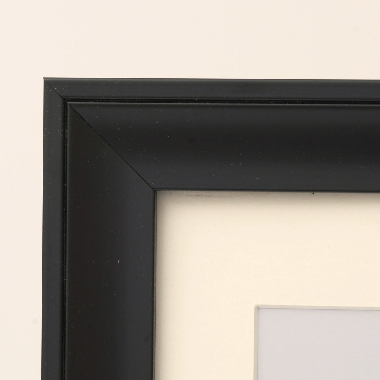 Black No Mark Stained on Beveled Profile With Accent Cut