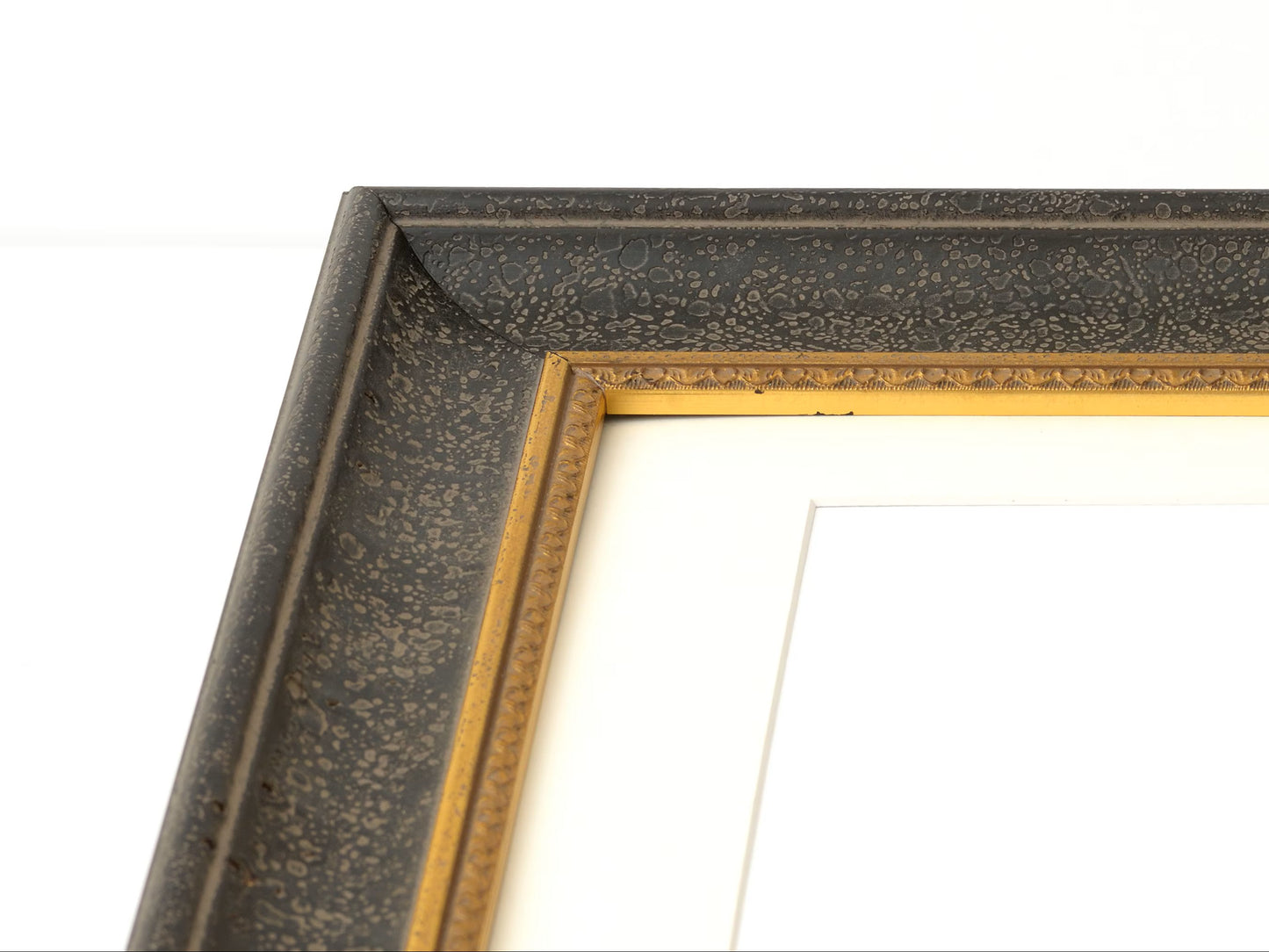 Classic Scoop Profile With Black Distressed Finish And Gold Inner Lip