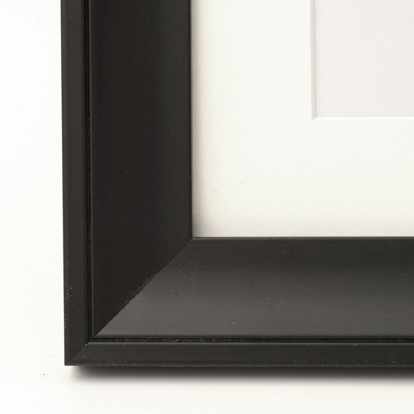 Black No Mark Stained on Beveled Profile With Accent Cut