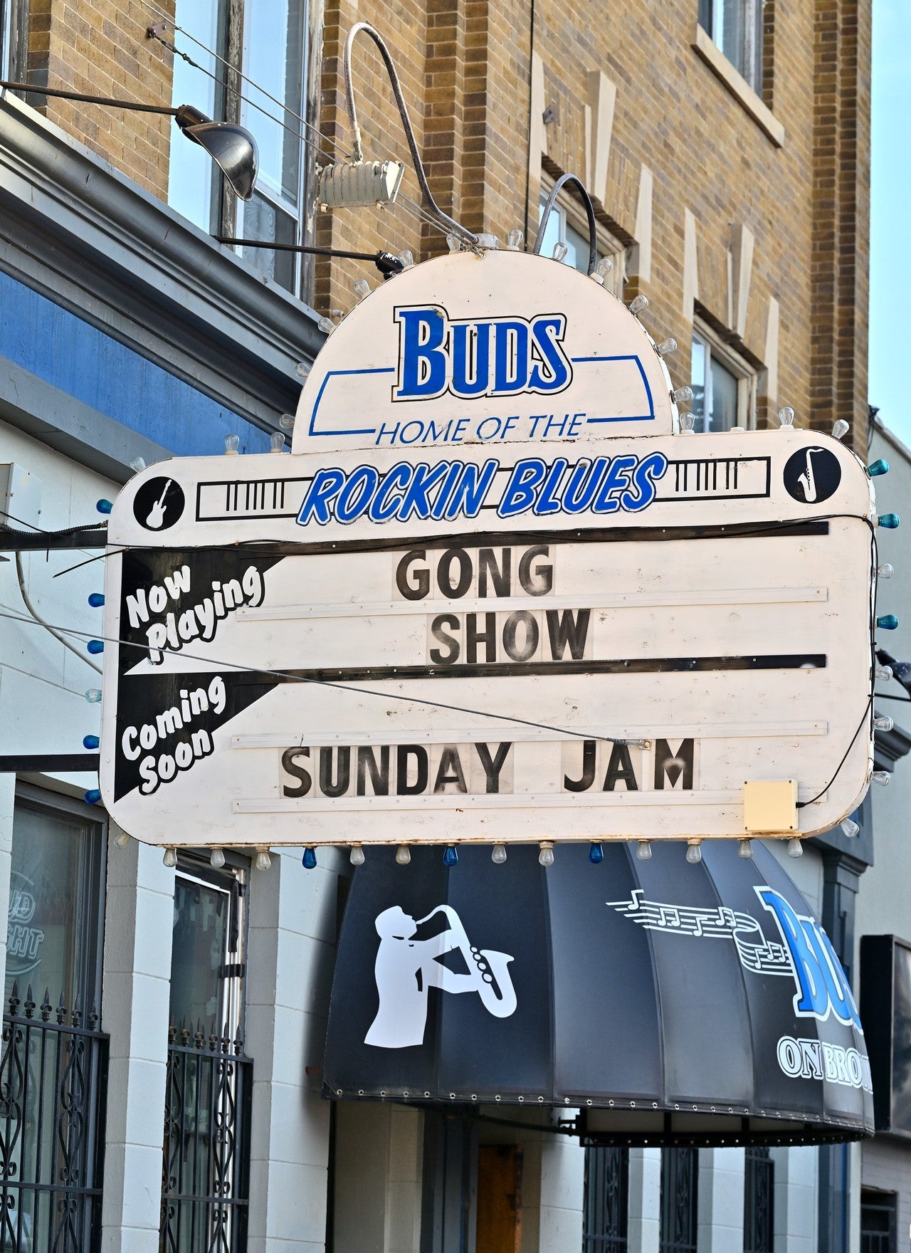 Buds On Broadway - Saskatoon