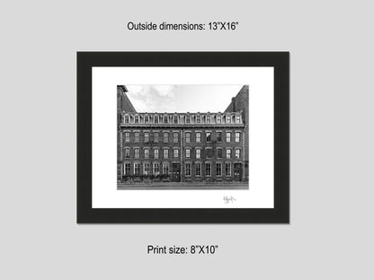 111 Queen St East