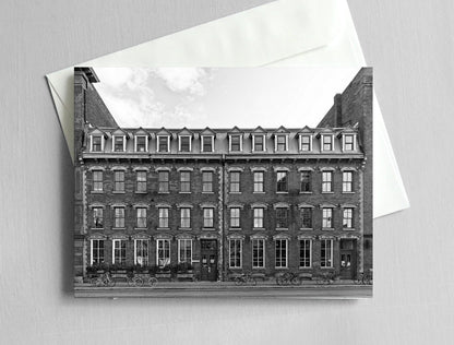 111 Queen St East