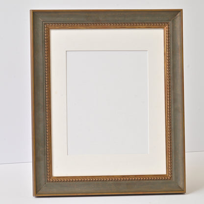 Oxidized Green Frame With Gold Beaded Lip on Scooped Profile