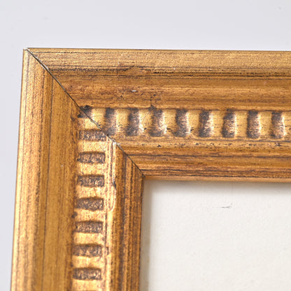 1” Ornate Ribbed Profile Frame With Antiqued Dark Gold Finish