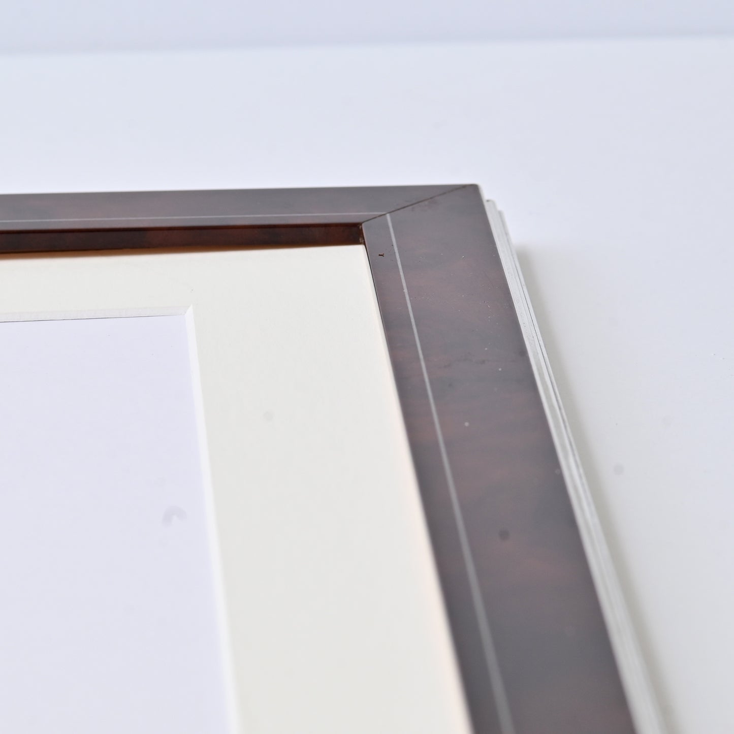 Dark Walnut Burl With Silver Line And Back