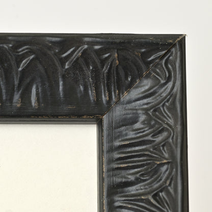 Ornate Gothic Patterned Frame With Satin Black Finish On Scoop Profile