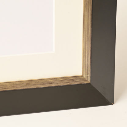 Slope Profile With Satin Black Finish and Brushed Silver Lip