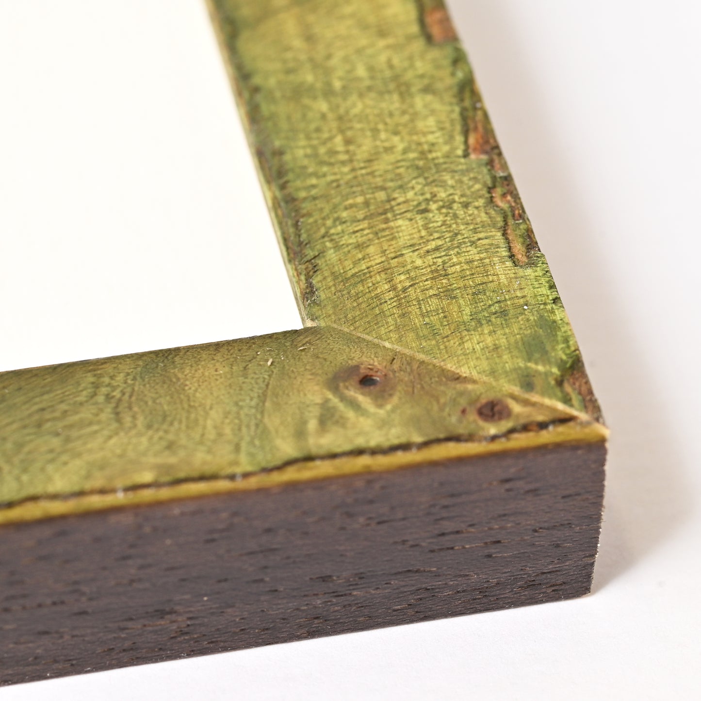 1857GN - Rustic Veneer With Green Stain And Sloped Profile