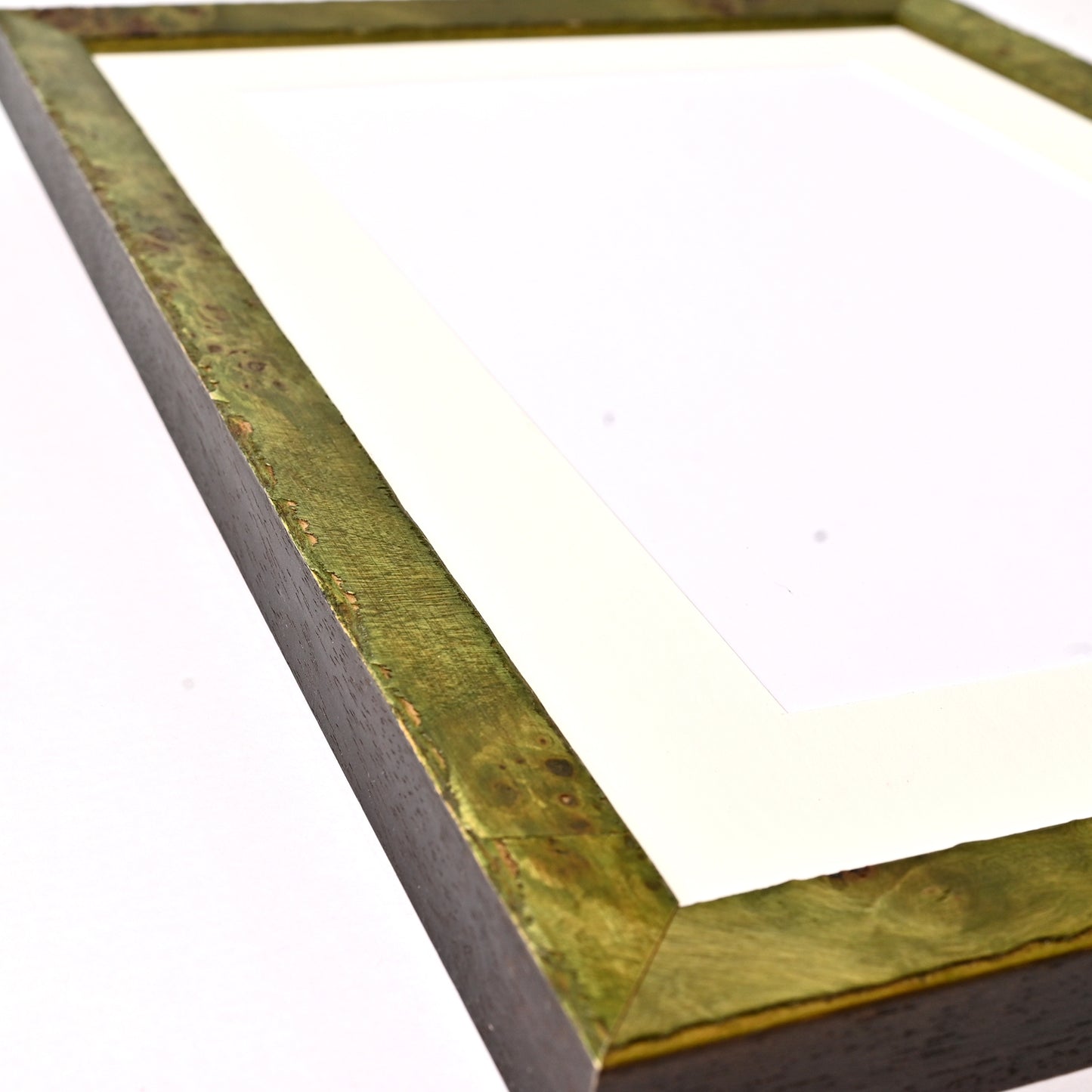 1857GN - Rustic Veneer With Green Stain And Sloped Profile
