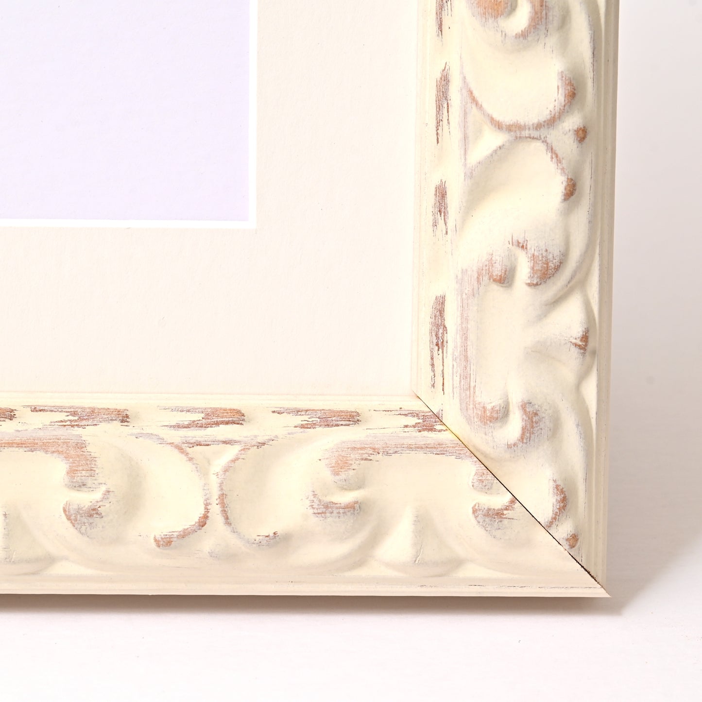 8352WH Ornate Profile With Rustic White Satin Finish