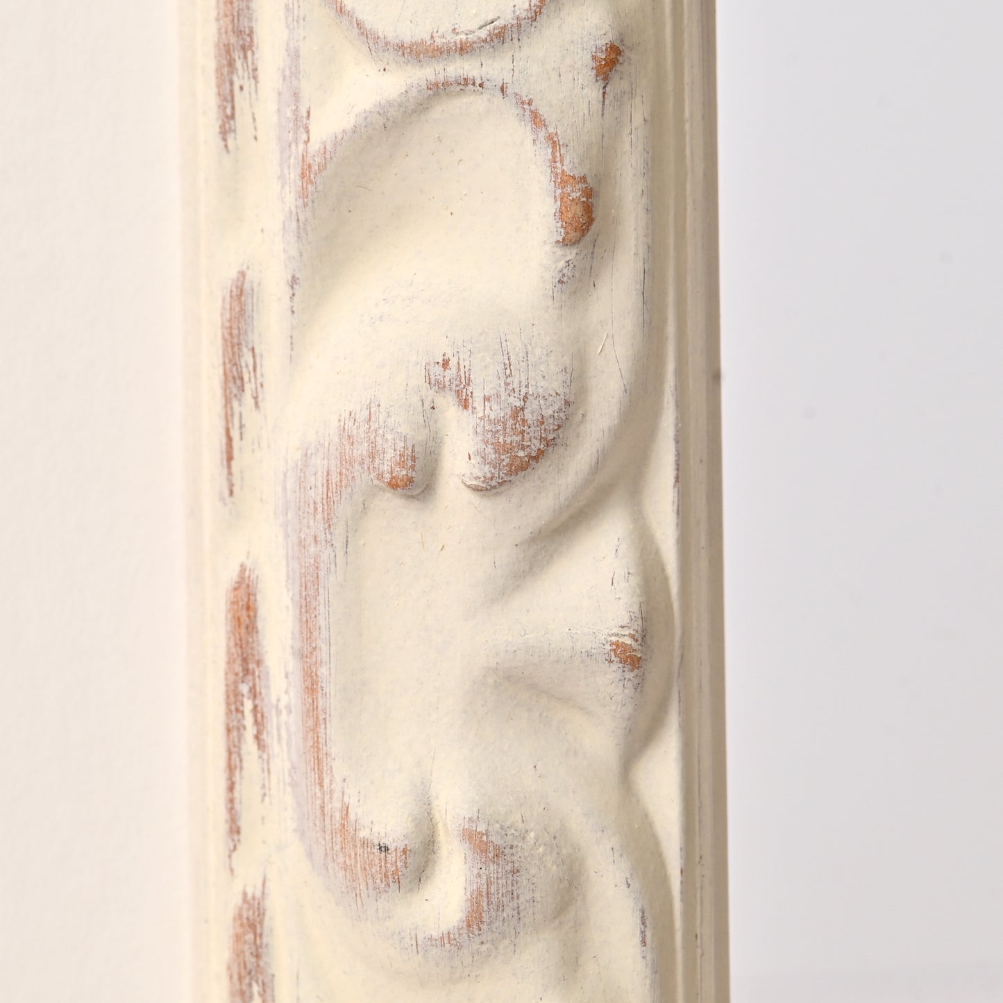 8352WH Ornate Profile With Rustic White Satin Finish