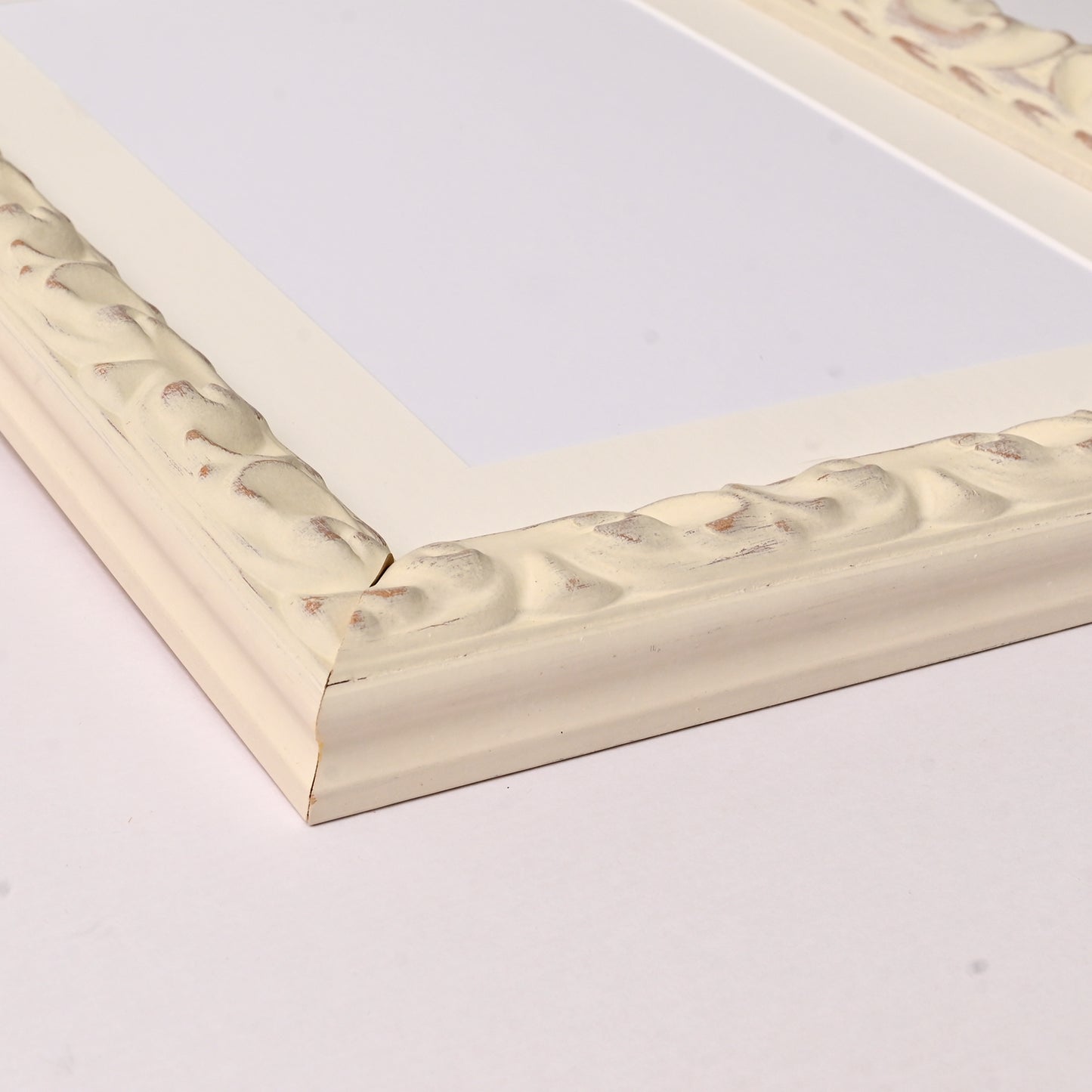 8352WH Ornate Profile With Rustic White Satin Finish