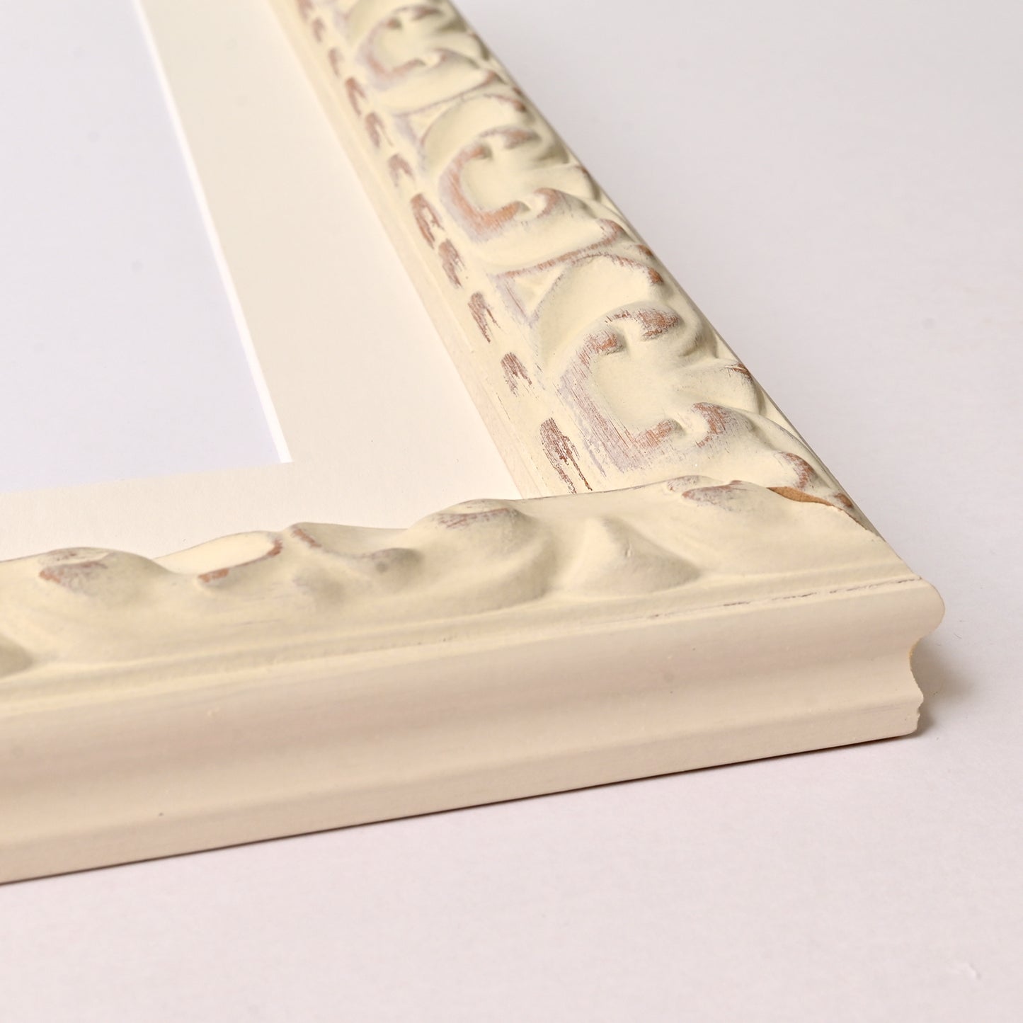 8352WH Ornate Profile With Rustic White Satin Finish