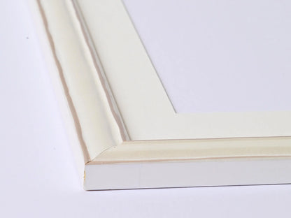 Snow White Stain With Highlights On Liquid Movement Profile